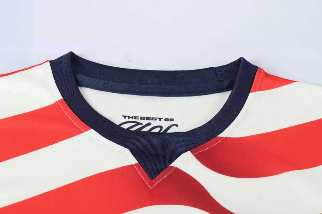 Navy collar with THE BEST OF print